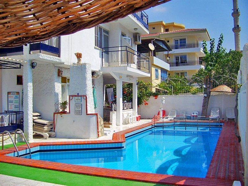 Villa Fortin Pension Kusadası Exteriör bild